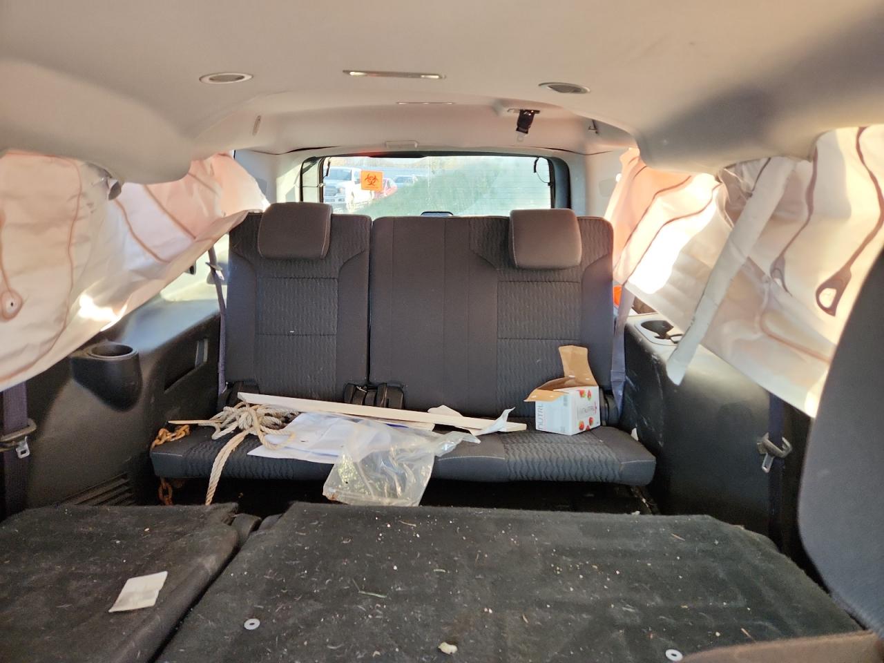 2017 GMC Yukon Xl K1500 Sle VIN: 1GKS2FKC3HR294566 Lot: 90991545