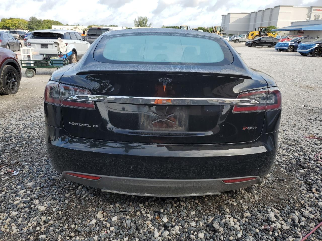 2013 Tesla Model S VIN: 5YJSA1DP6DFP13754 Lot: 92037915