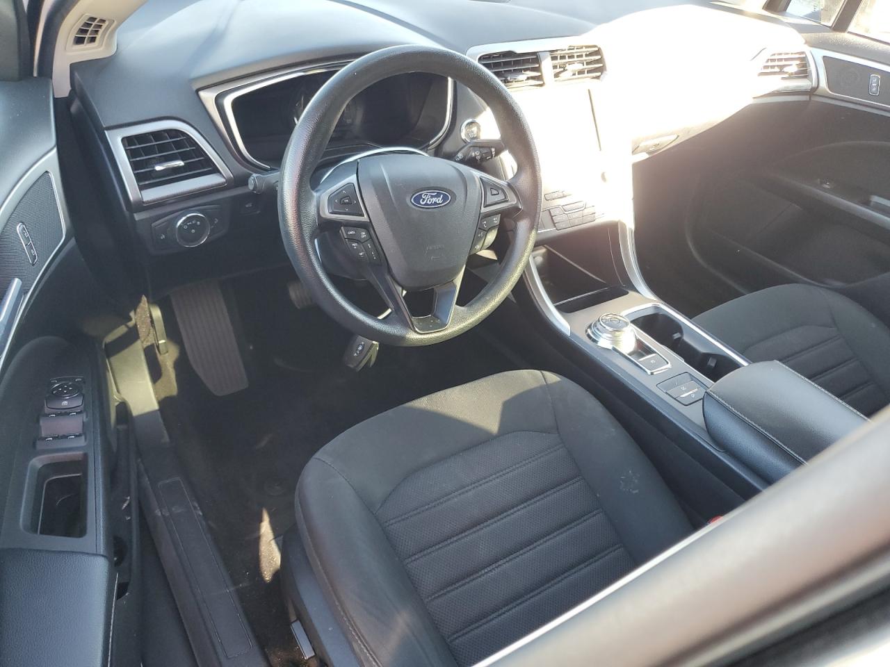 2020 Ford Fusion Se VIN: 3FA6P0LU8LR114407 Lot: 91286635