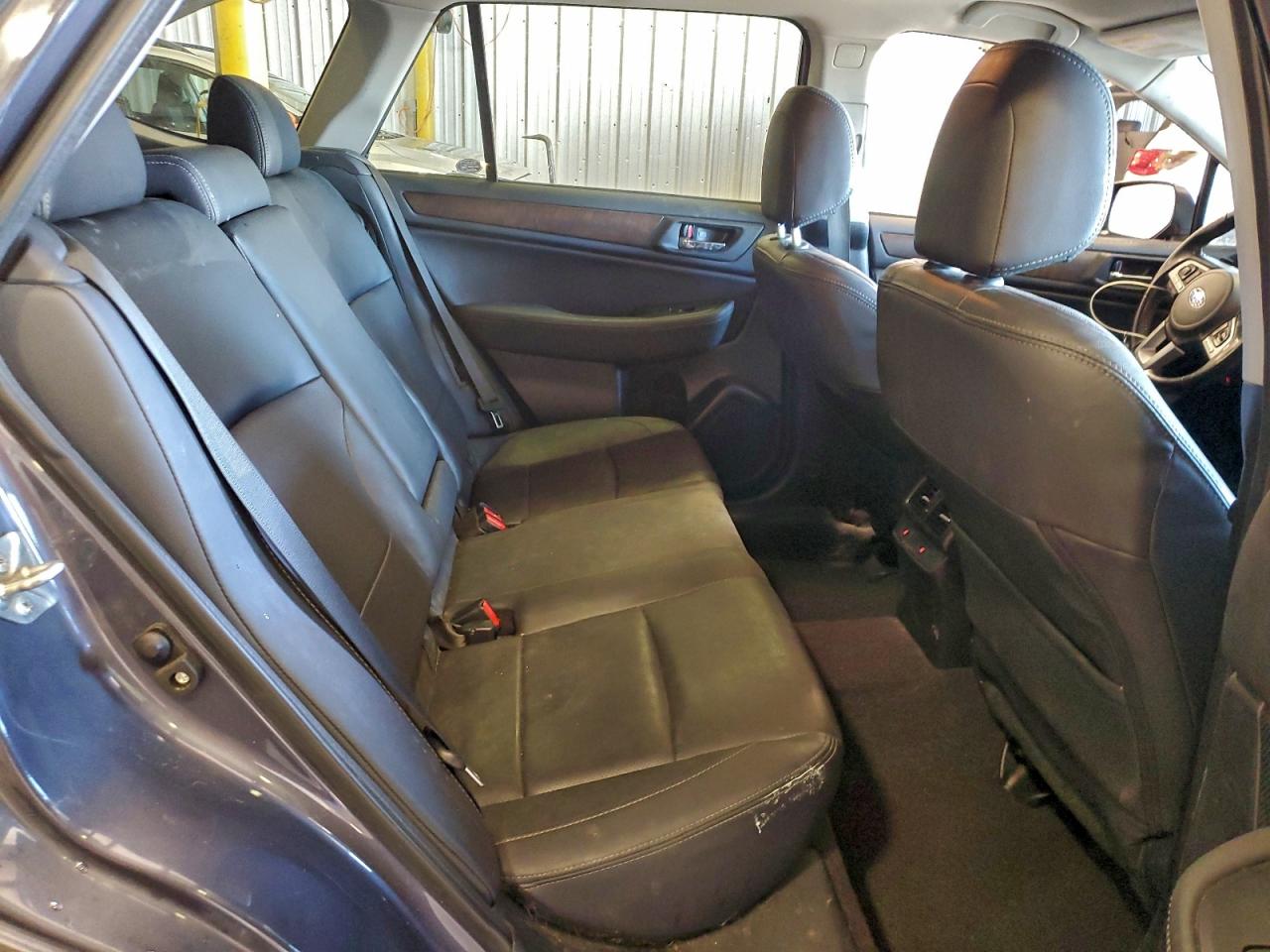 2016 Subaru Outback 3.6R Limited VIN: 4S4BSENC2G3307998 Lot: 93898245