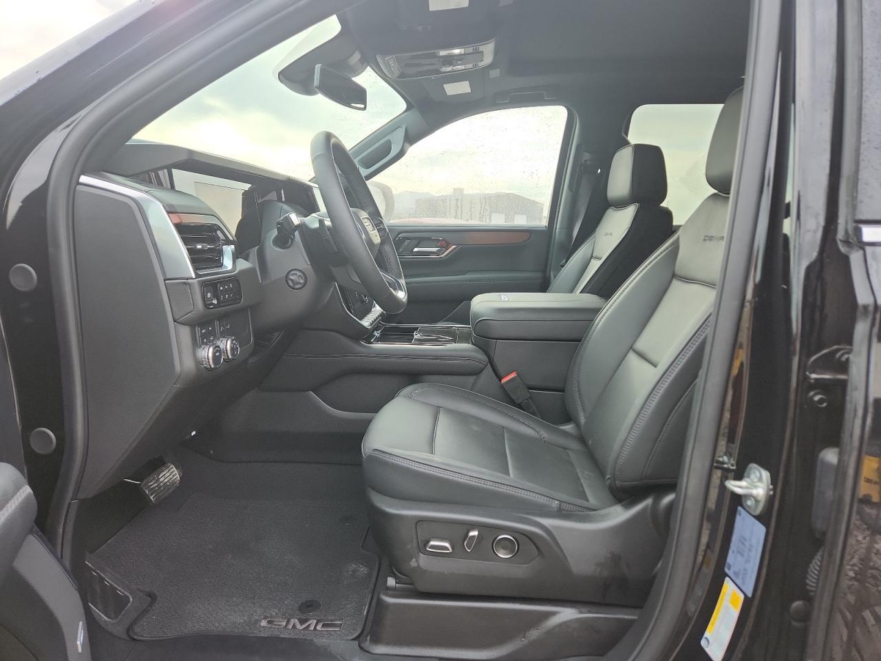 2025 GMC Yukon Xl Denali VIN: 1GKS2JRL0SR159139 Lot: 84263025