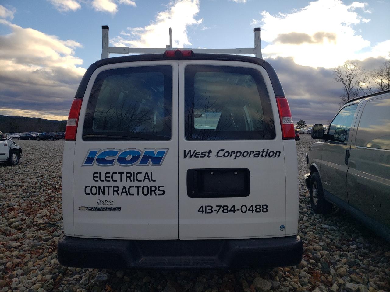 2017 Chevrolet Express G2500 VIN: 1GCWGAFF7H1158994 Lot: 93068515