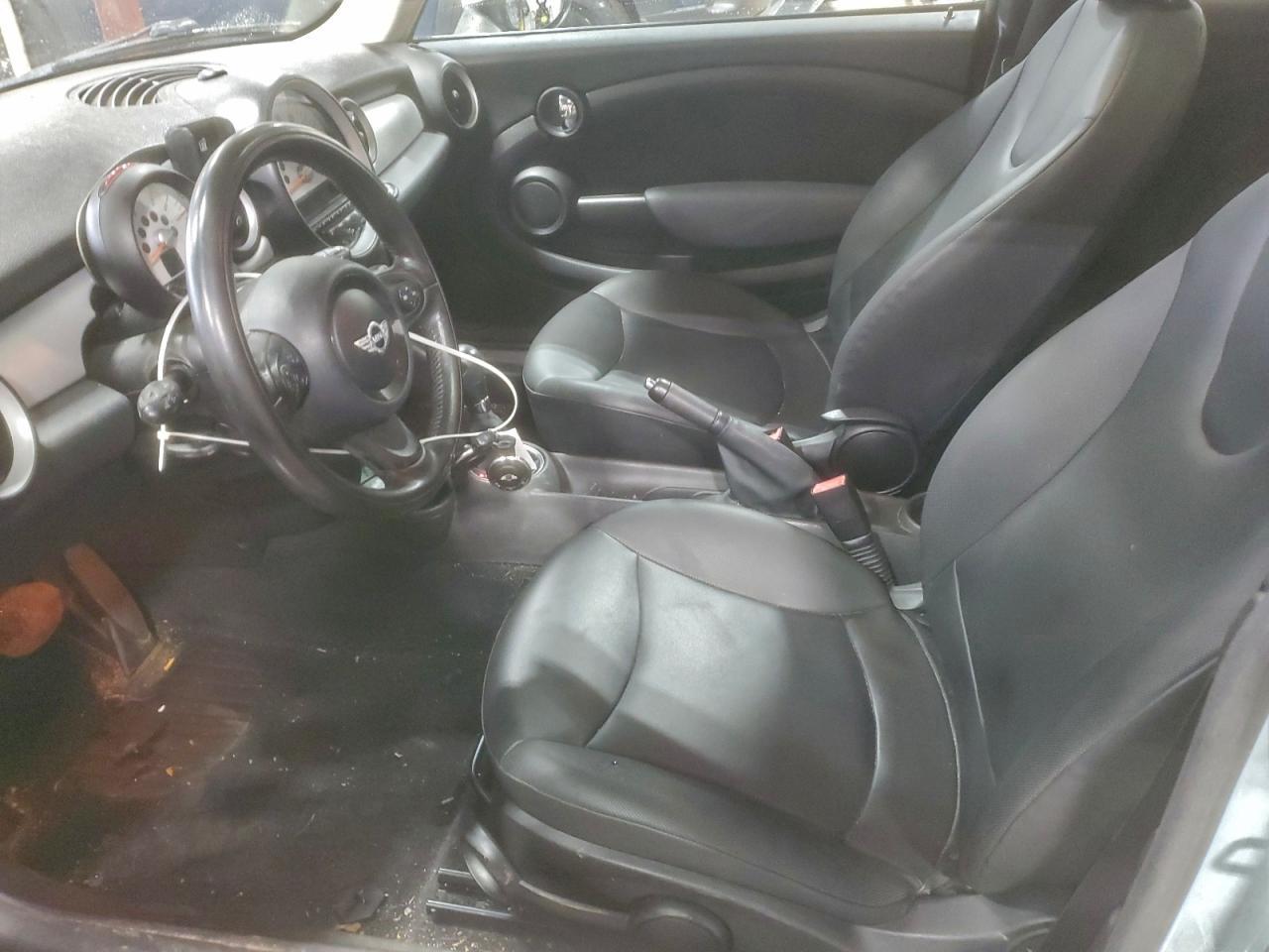 2011 Mini Cooper VIN: WMWSU3C57BT095788 Lot: 93442235