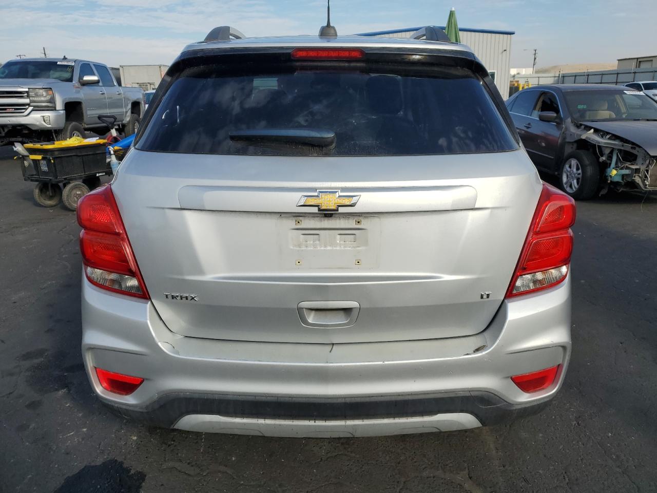 2018 Chevrolet Trax 1Lt VIN: KL7CJLSB6JB719766 Lot: 92209675