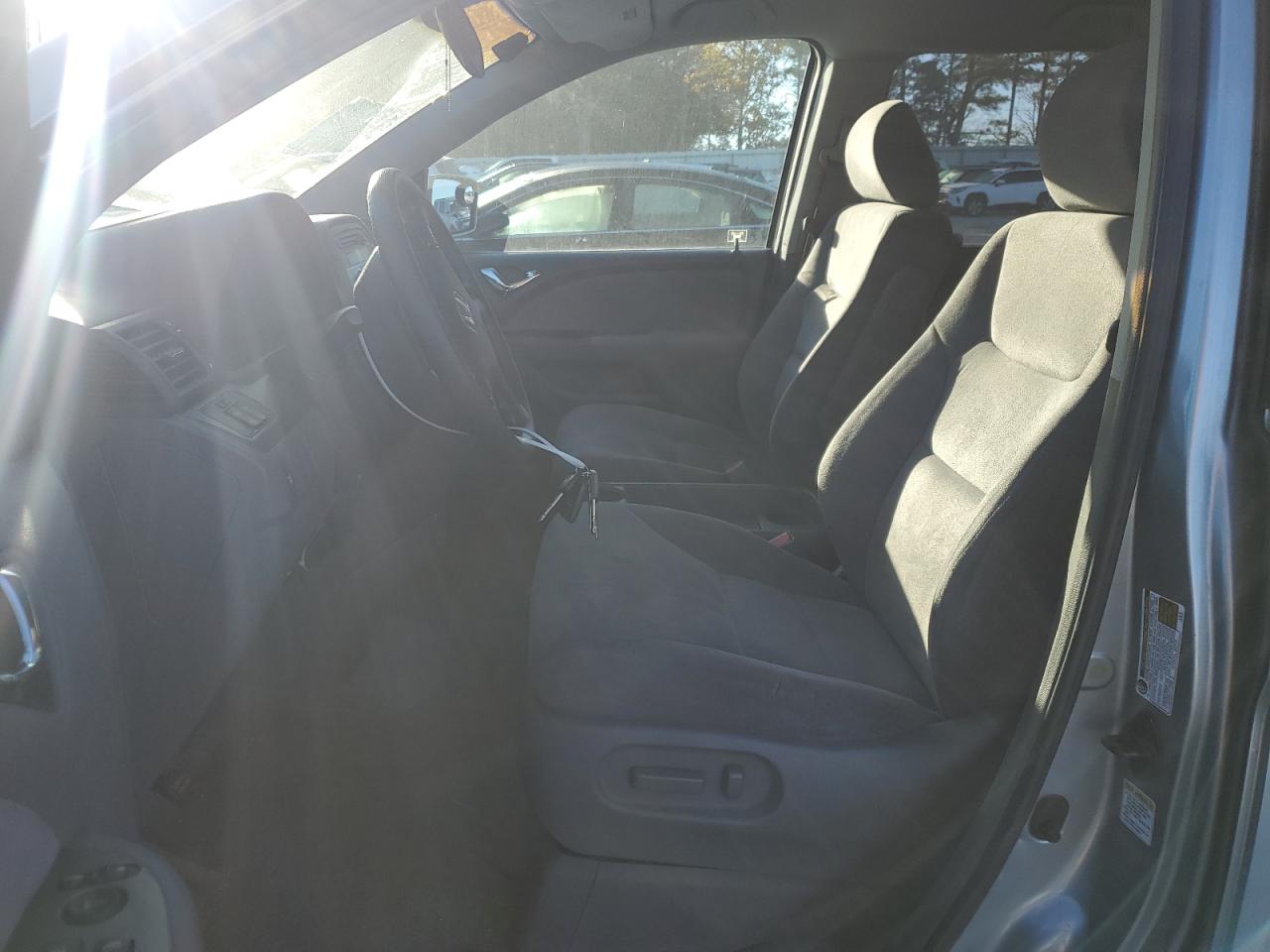 2005 Honda Odyssey Ex VIN: 5FNRL38415B054004 Lot: 92897135