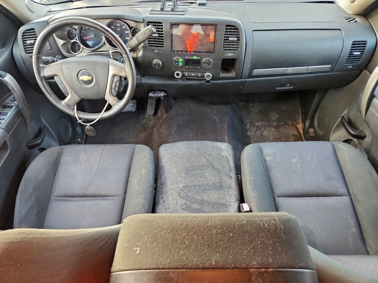 2011 Chevrolet Silverado K1500 Lt VIN: 1GCRKSE33BZ353640 Lot: 92985325