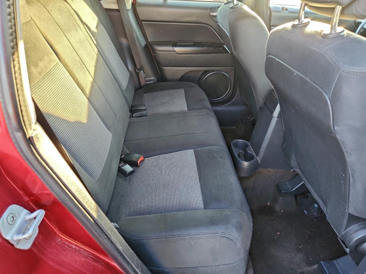 2014 Jeep Compass Sport VIN: 1C4NJDBB1ED520328 Lot: 92157005