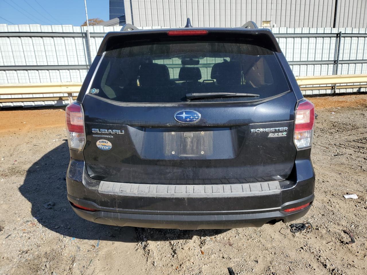 2017 Subaru Forester 2.5I Premium VIN: JF2SJAECXHH563179 Lot: 91945965