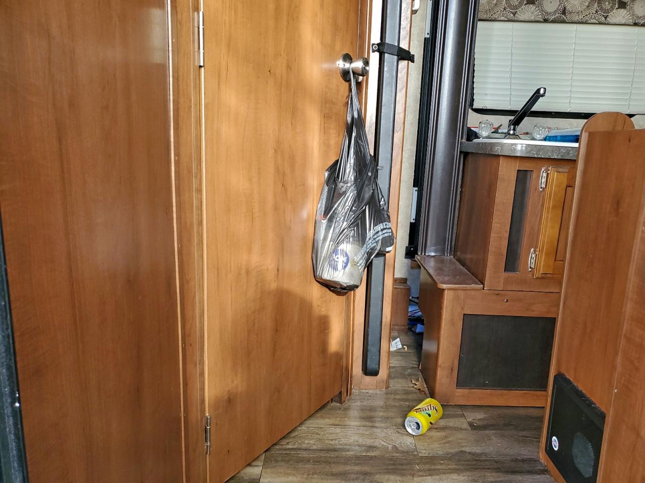 2017 Jayco Hummingbir VIN: 1UJBJ0AHXH13C0728 Lot: 94133095