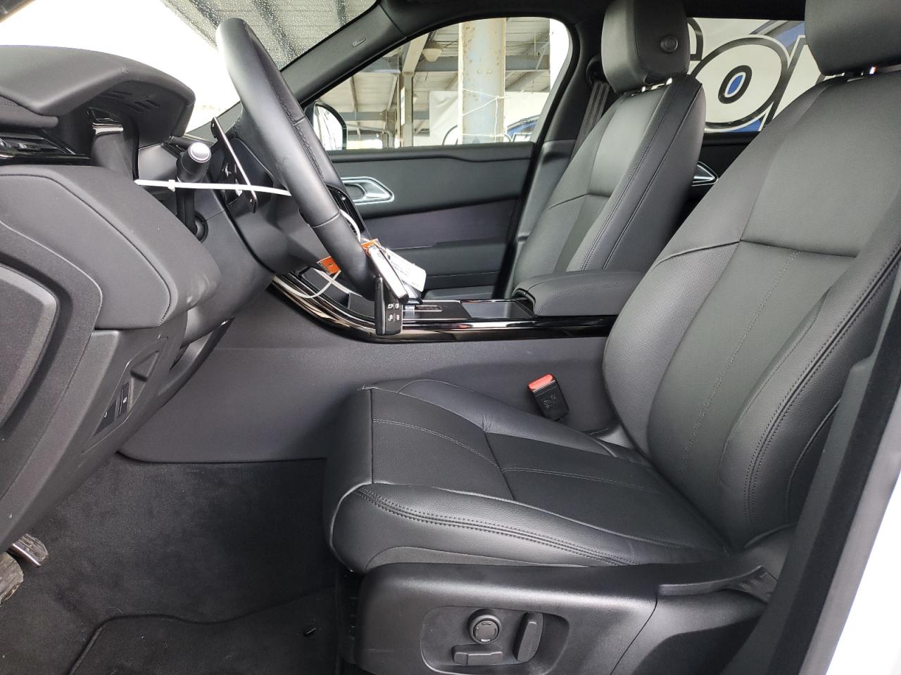 2026 Land Rover Range Rover Velar Dynamic Se VIN: SALYL2EX5TA815300 Lot: 93833575