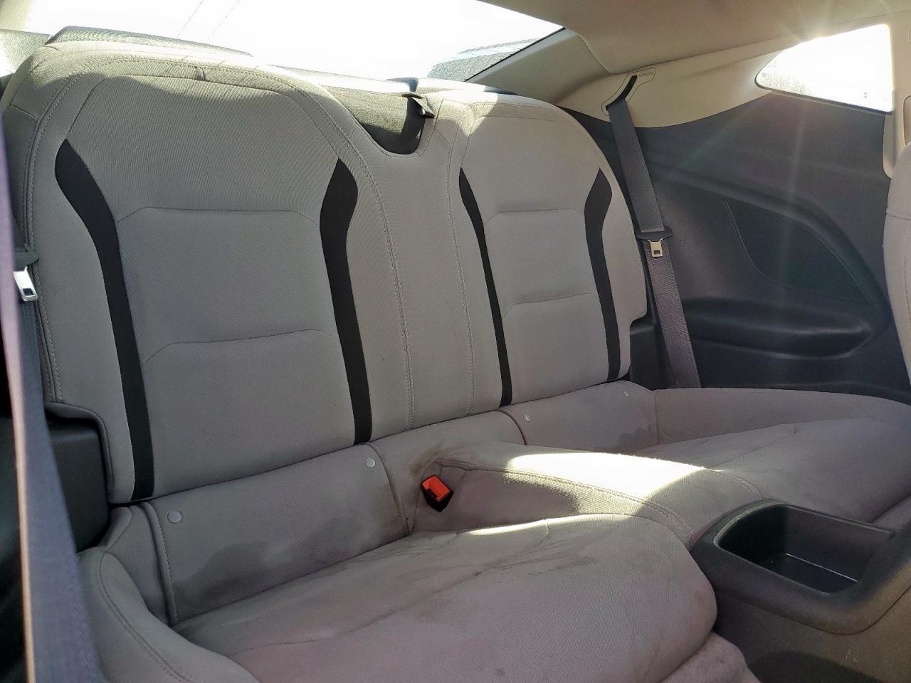 2018 Chevrolet Camaro Lt VIN: 1G1FB1RS3J0156137 Lot: 92425865