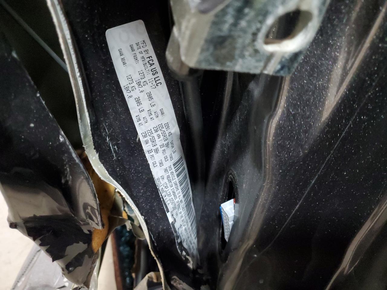 2018 Jeep Cherokee Latitude VIN: 1C4PJLCB7JD587592 Lot: 93877785