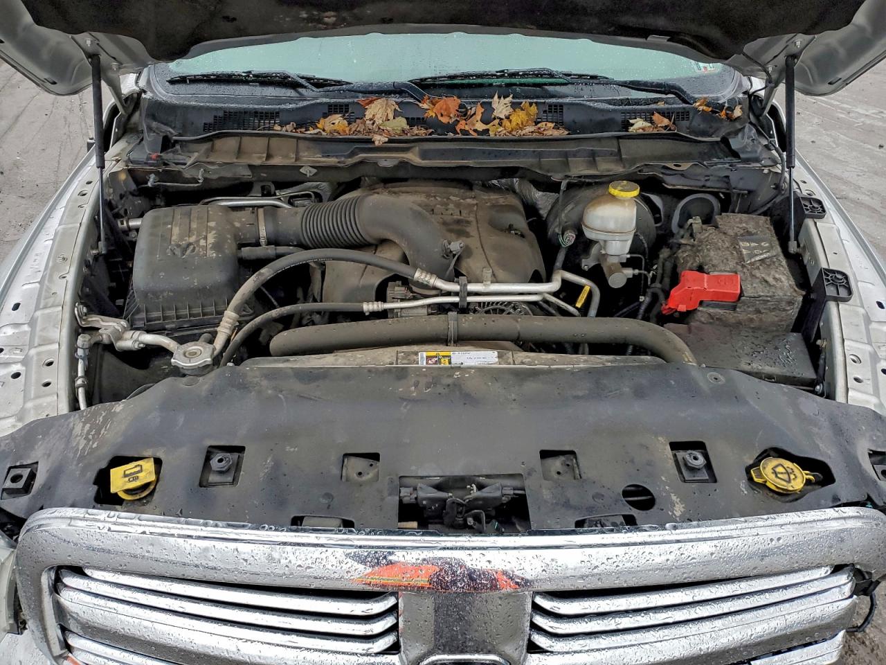 2018 Ram 1500 Slt VIN: 3C6RR7LTXJG140184 Lot: 94265815