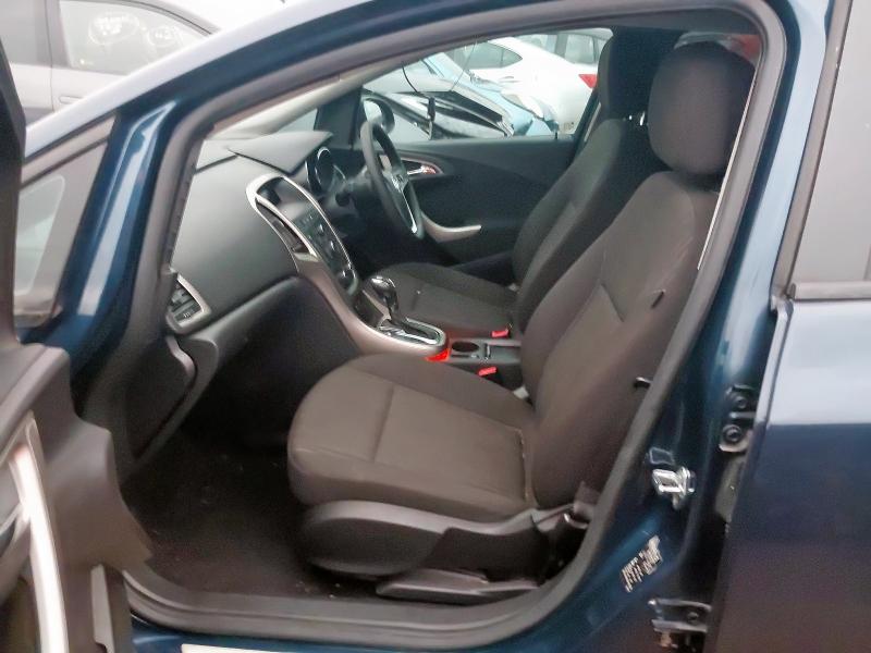 2010 VAUXHALL ASTRA EXCL