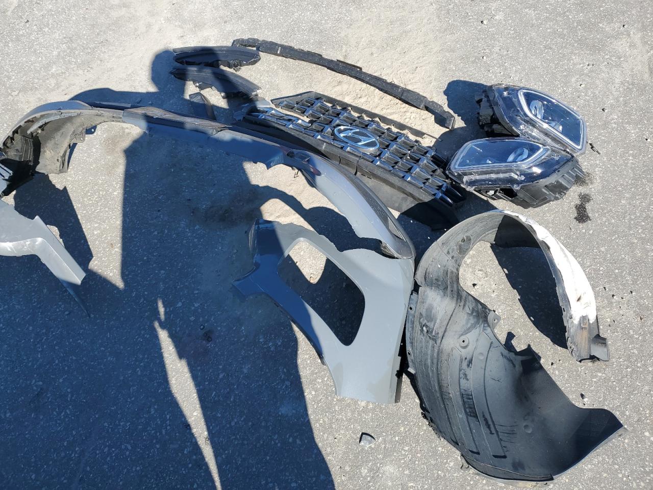 2021 Hyundai Venue Sel VIN: KMHRC8A35MU093808 Lot: 91516565