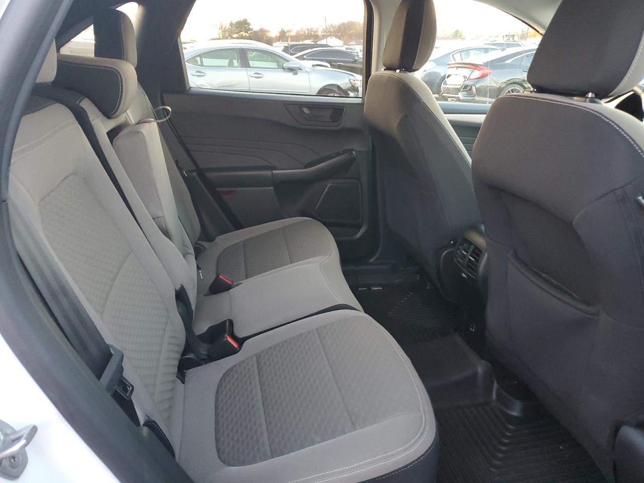 2022 Ford Escape Se VIN: 1FMCU0EZ3NUB74195 Lot: 92681815