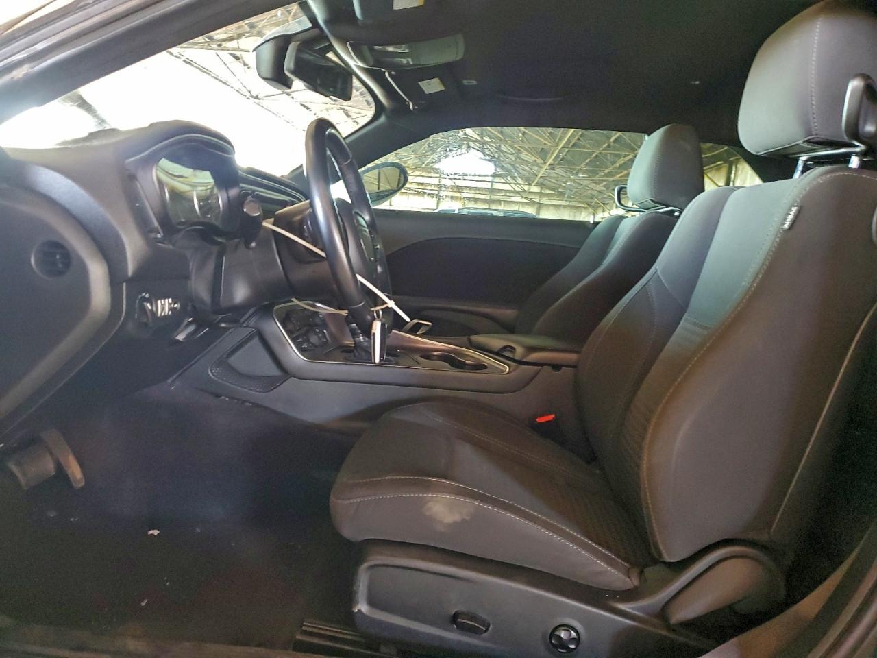 2018 Dodge Challenger Sxt VIN: 2C3CDZAG6JH325285 Lot: 93687145