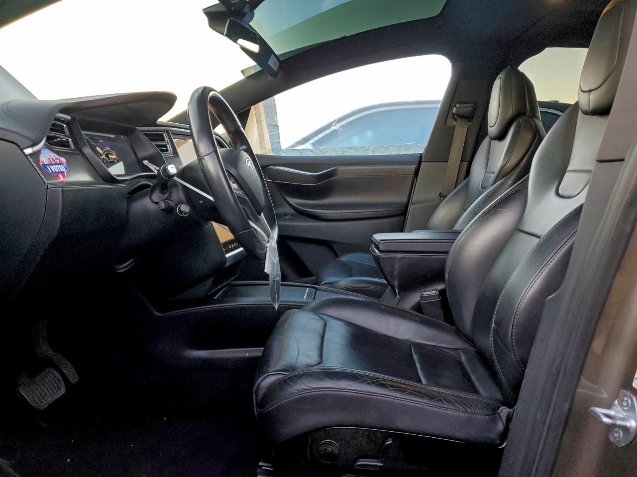 2016 Tesla Model X VIN: 5YJXCBE23GF012201 Lot: 81342695