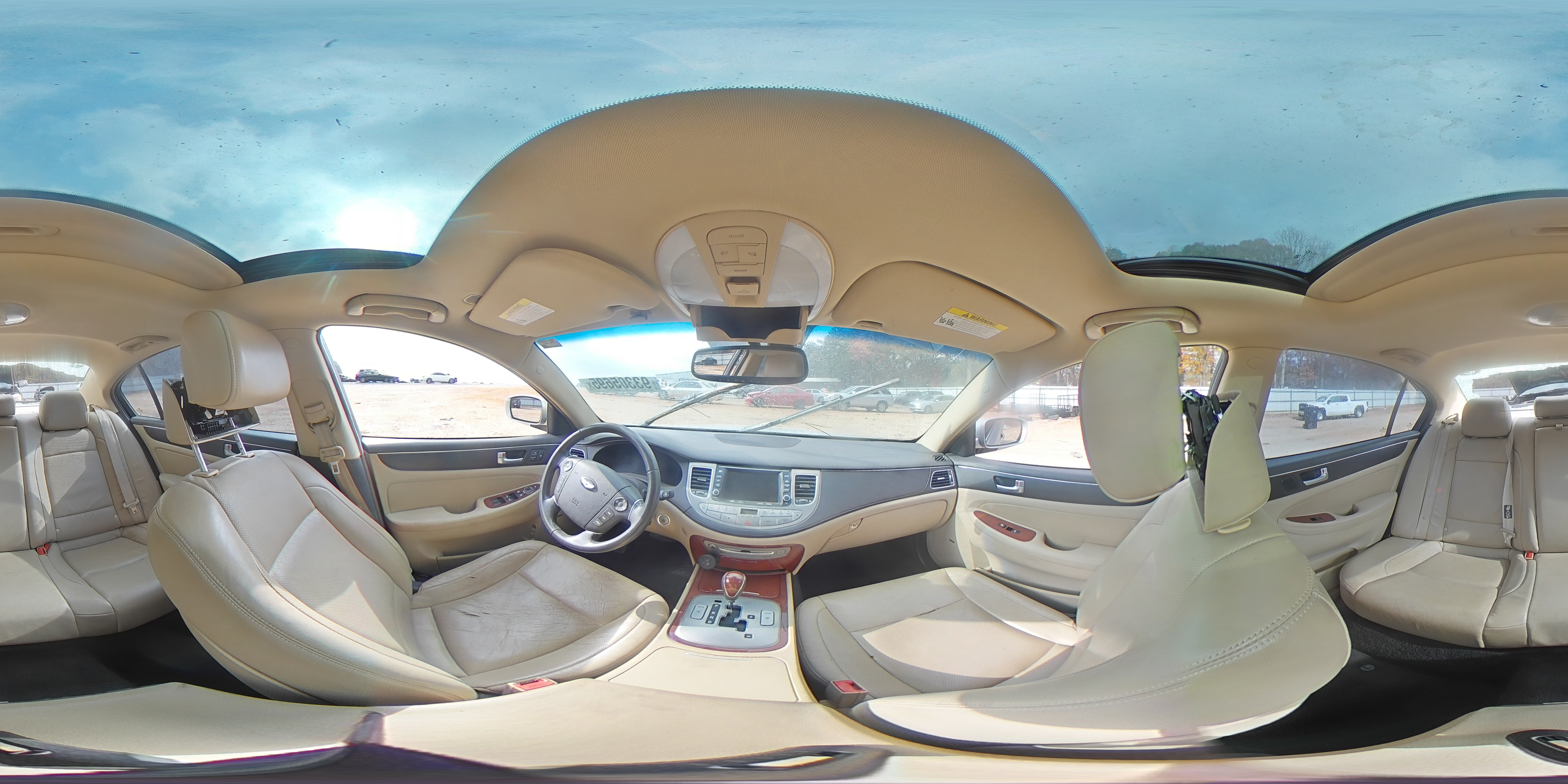 2012 Hyundai Genesis 3.8L VIN: KMHGC4DD1CU154798 Lot: 93305695