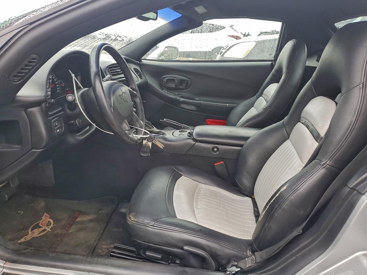 2002 Chevrolet Corvette VIN: 1G1YY32G825101602 Lot: 94228365