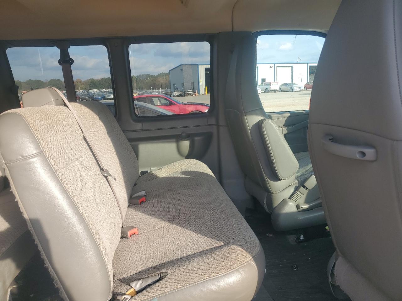 2024 Chevrolet Express G3500 VIN: 1GAZGNF79R1233007 Lot: 92258075