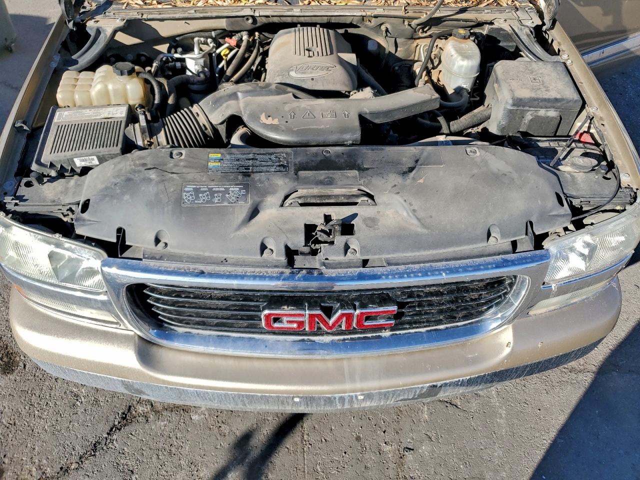 2005 GMC Yukon VIN: 1GKEC13T85J143082 Lot: 93717925