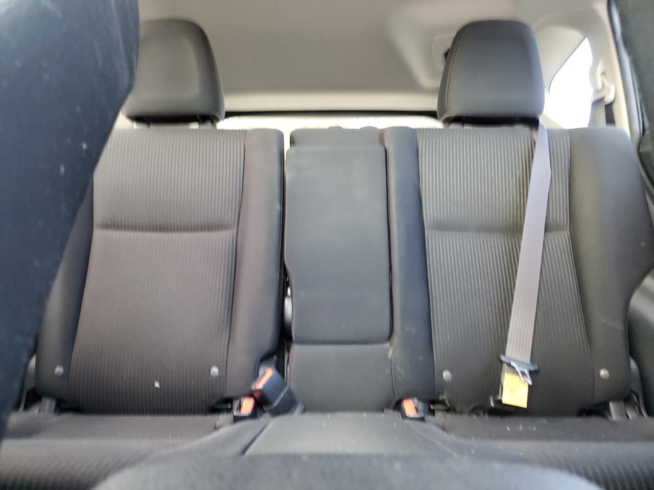 2017 Toyota Rav4 Le VIN: JTMZFREVXHJ133207 Lot: 93533345