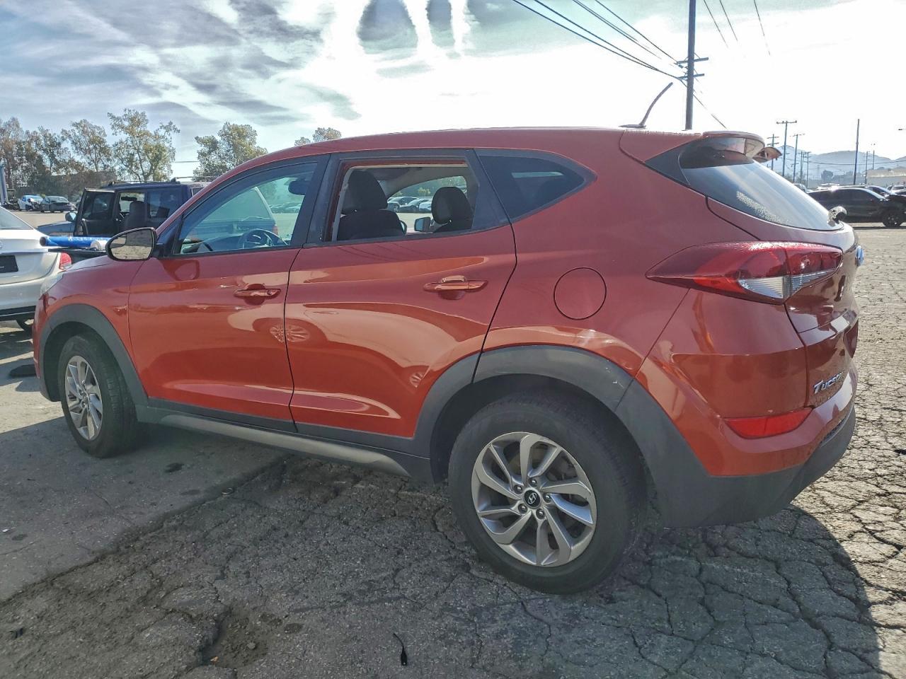 2017 Hyundai Tucson Se VIN: KM8J23A43HU292826 Lot: 93952145