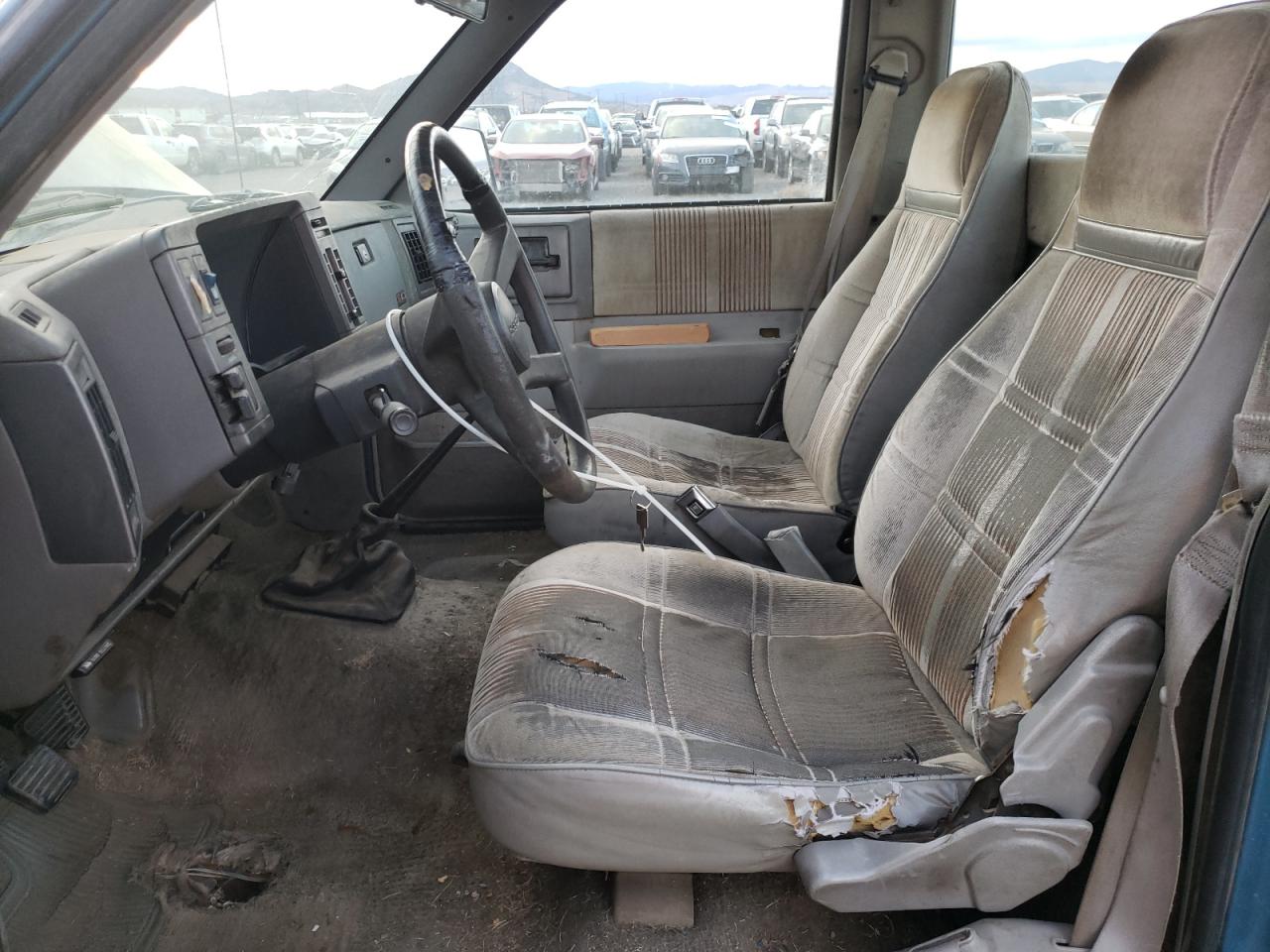 1992 Chevrolet S Truck S10 VIN: 1GCCS14R6N8218748 Lot: 92470245