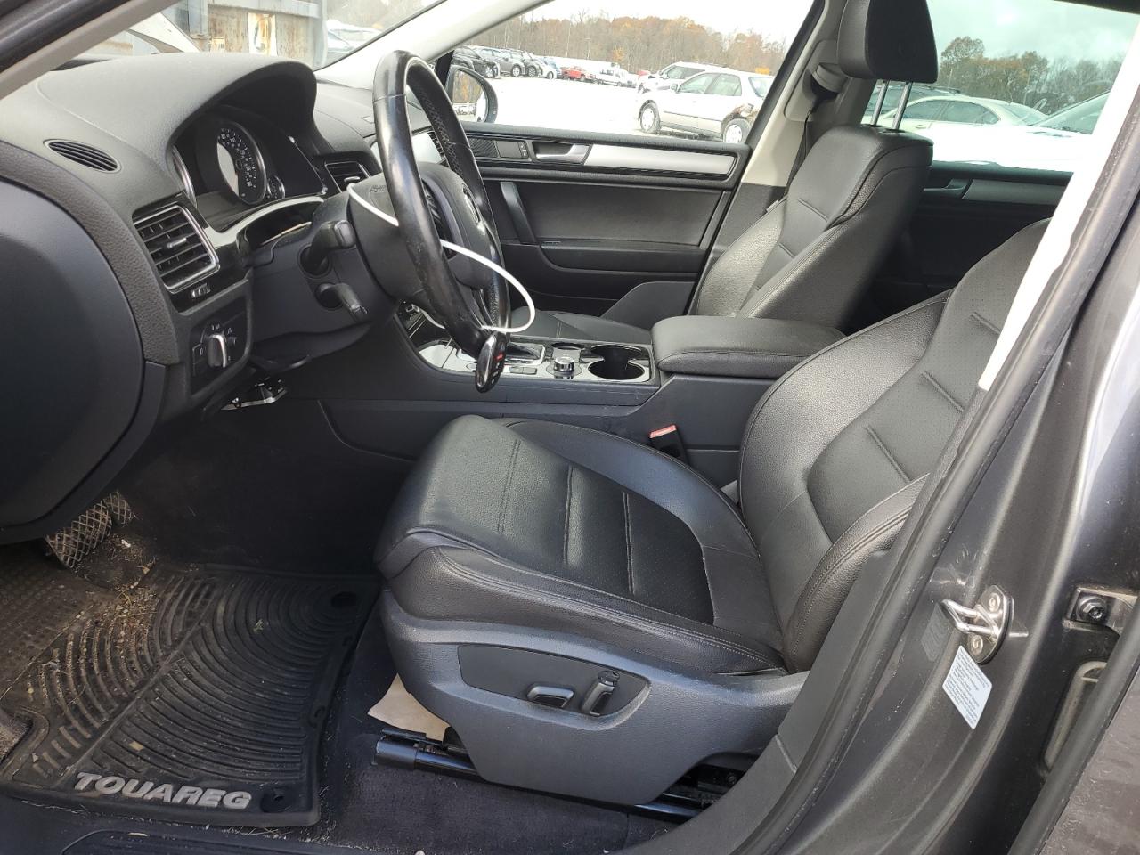 2014 Volkswagen Touareg V6 VIN: WVGEF9BP4ED002056 Lot: 91476565