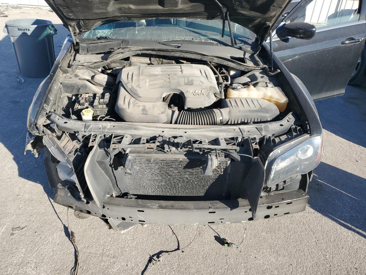 2014 Chrysler 300 S VIN: 2C3CCAGG1EH140899 Lot: 92107975