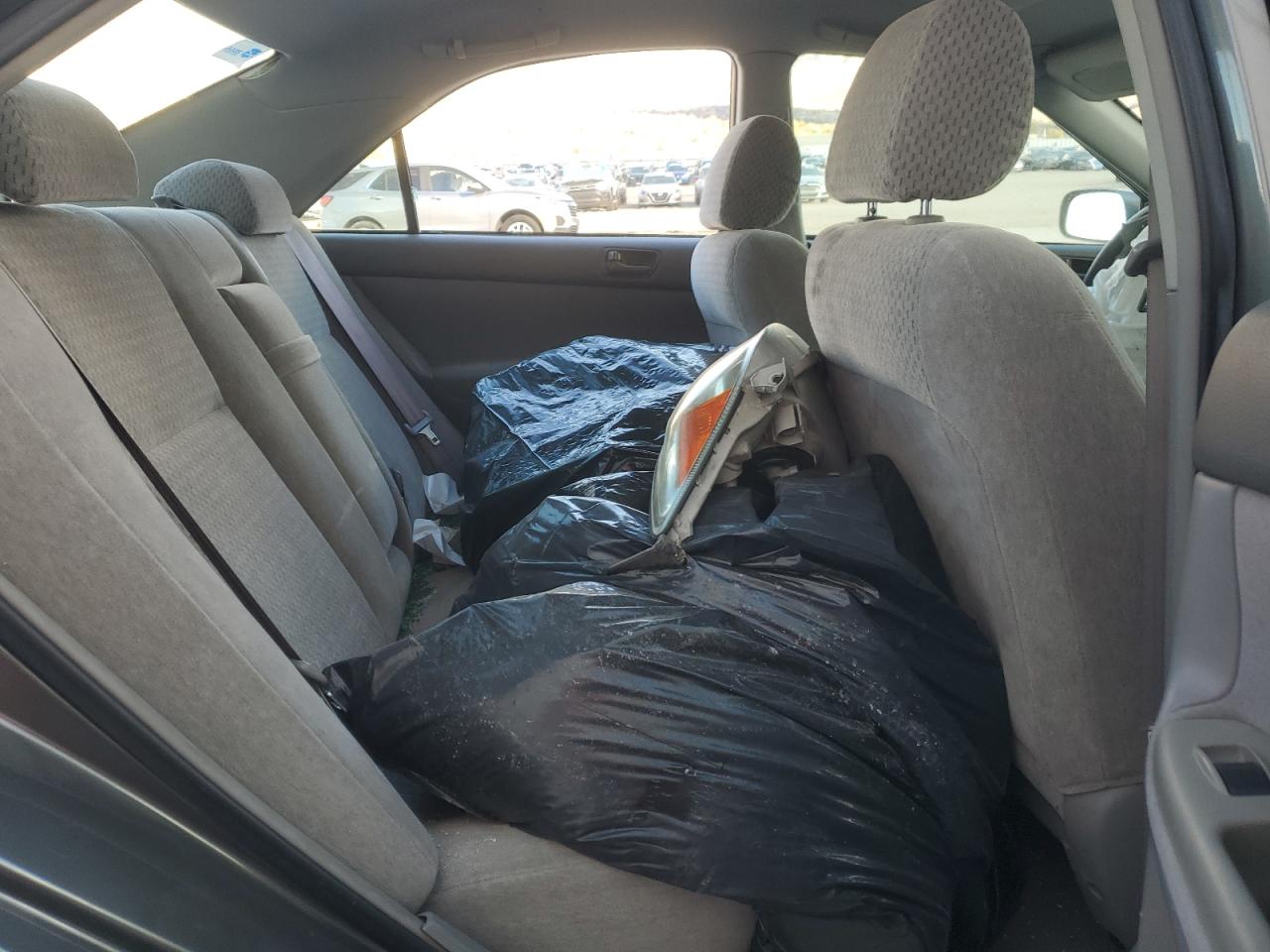 2002 Toyota Camry Le VIN: 4T1BE32K42U638480 Lot: 92003905