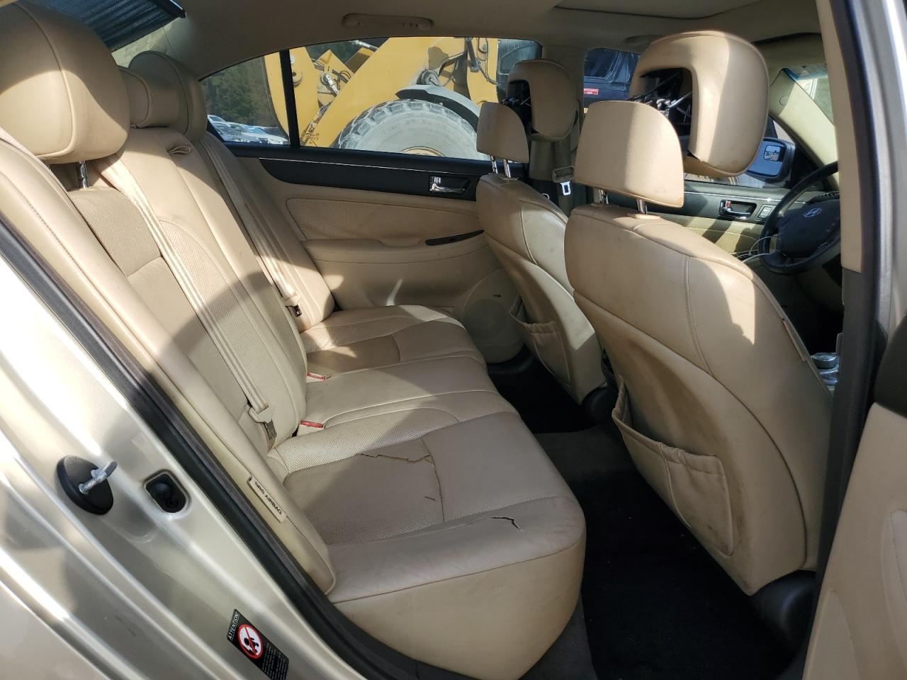 2009 Hyundai Genesis 3.8L VIN: KMHGC46E19U061892 Lot: 93783015