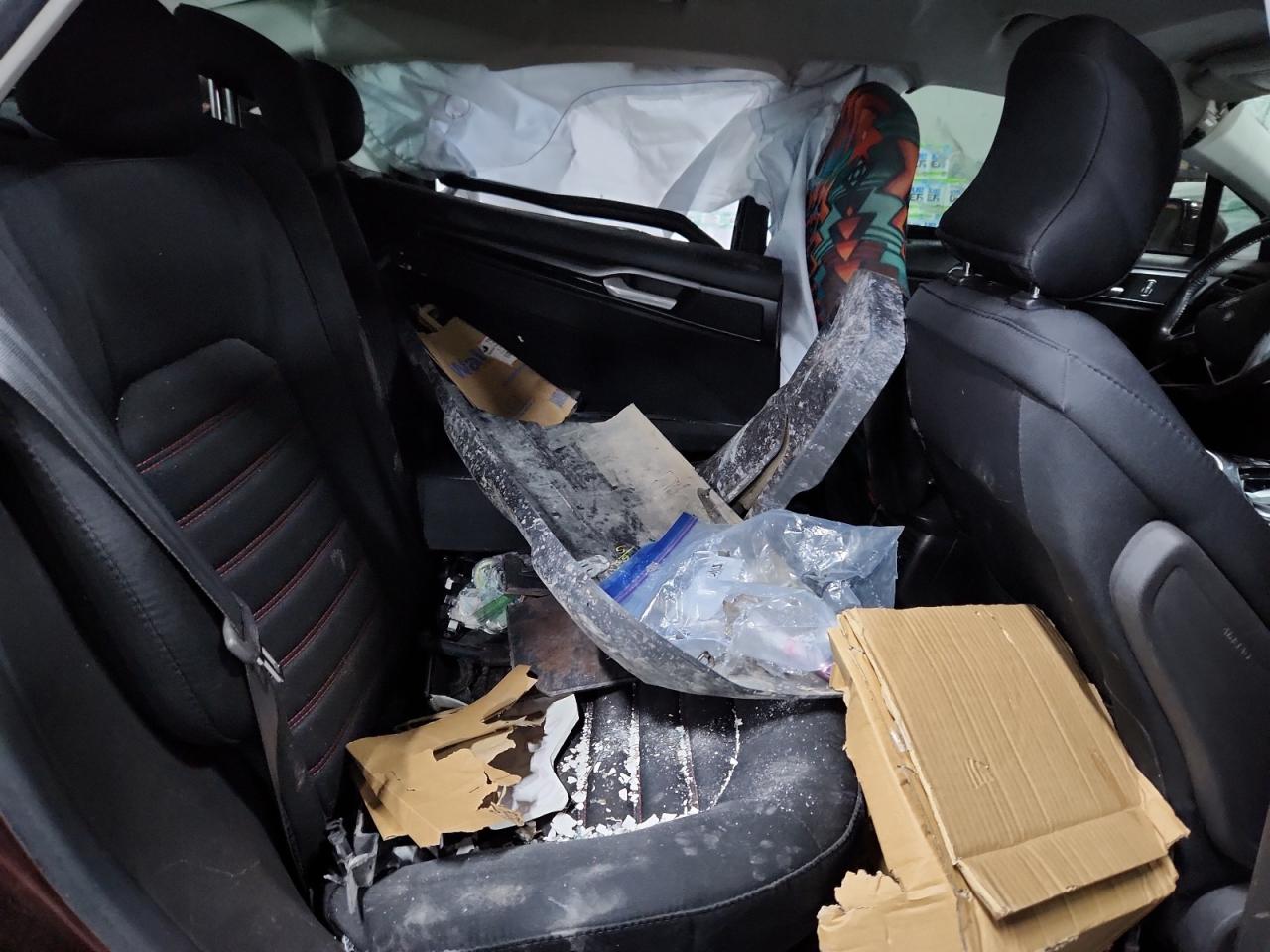 2015 Ford Fusion Se VIN: 3FA6P0T9XFR279911 Lot: 92675025