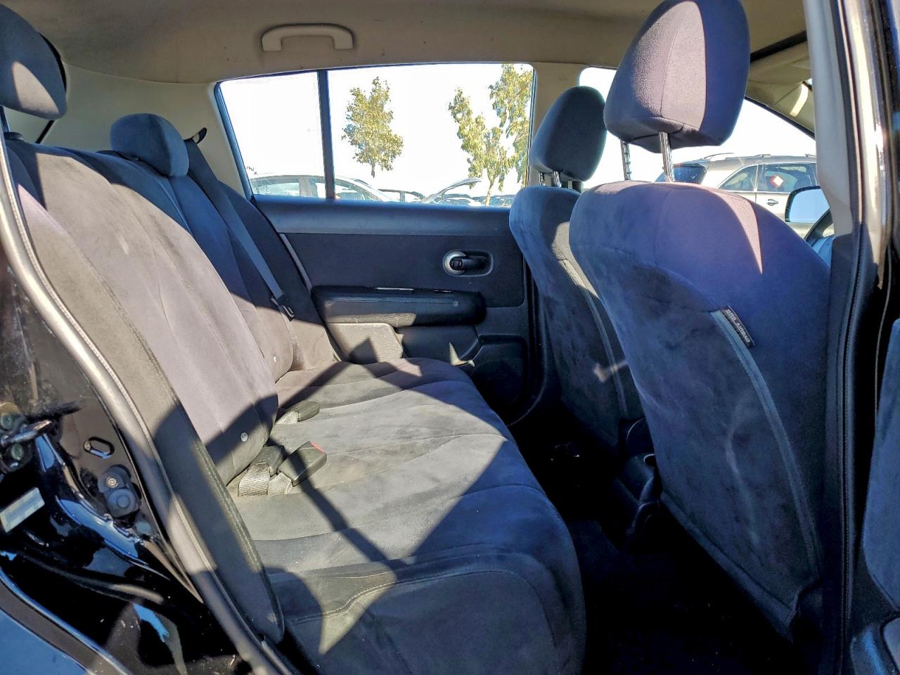 2007 Nissan Versa S VIN: 3N1BC13E37L361459 Lot: 94129795