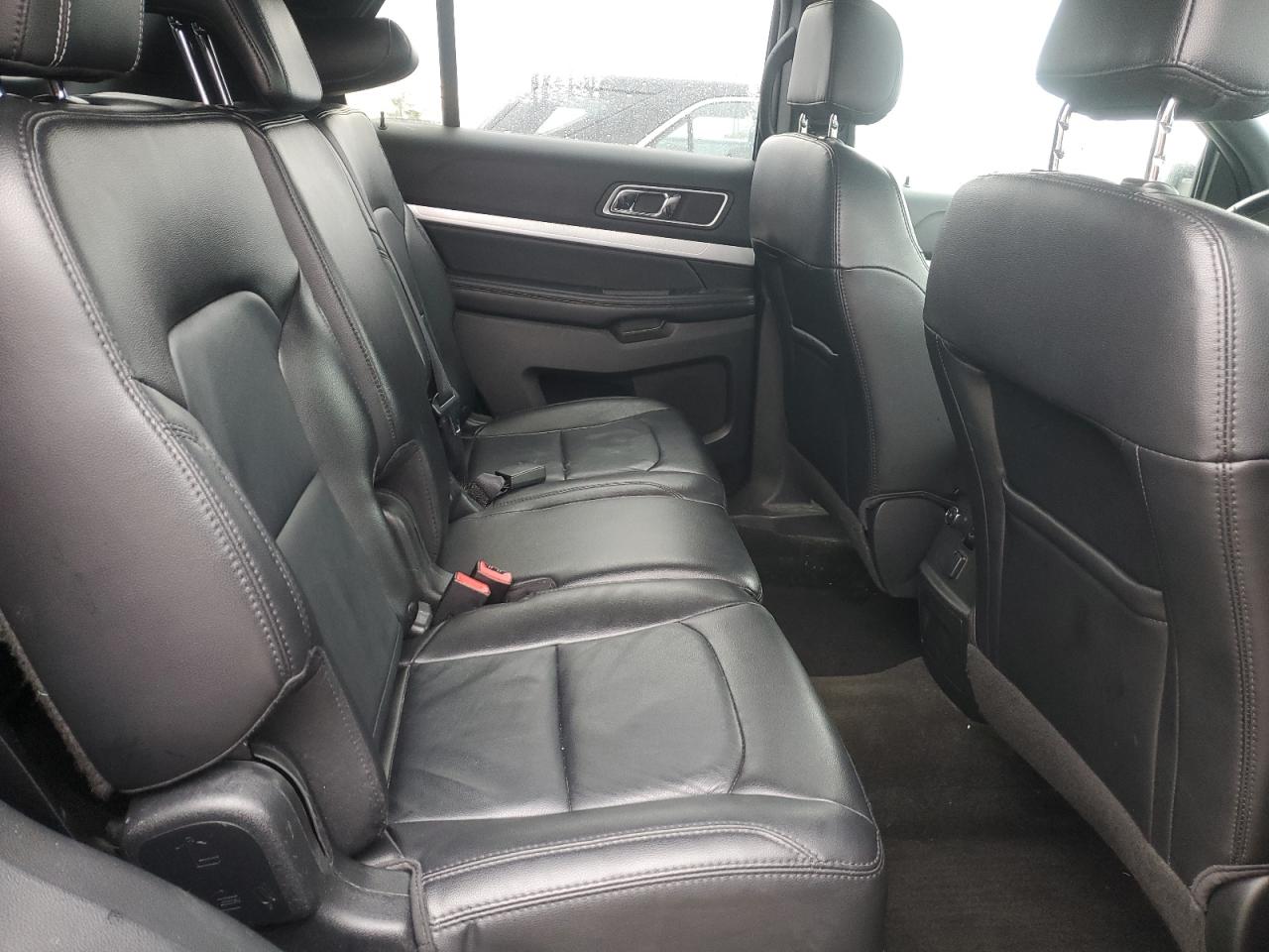 2017 Ford Explorer Xlt VIN: 1FM5K8D83HGD14660 Lot: 92213405