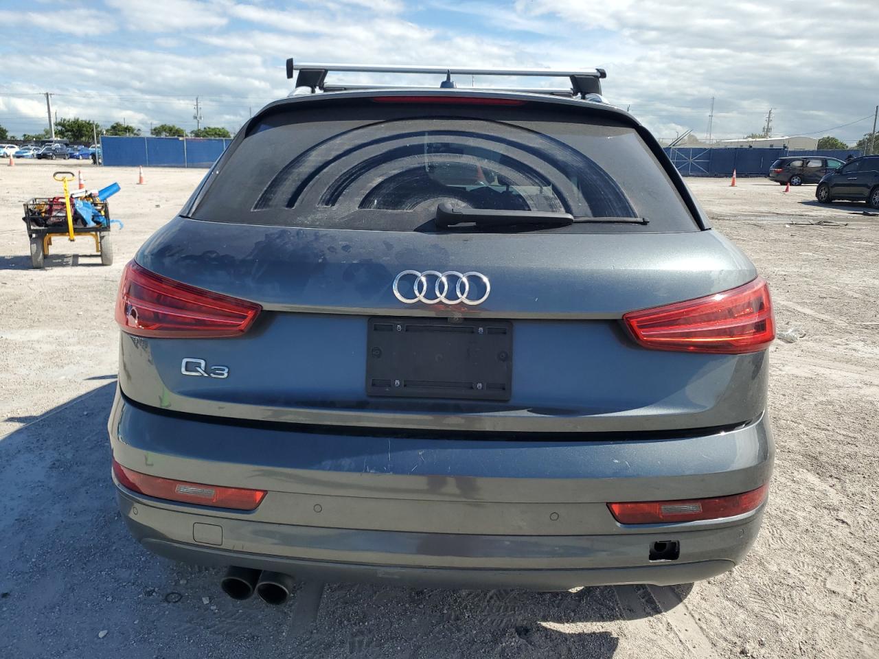 2018 Audi Q3 Premium VIN: WA1BCCFS2JR034815 Lot: 92659045