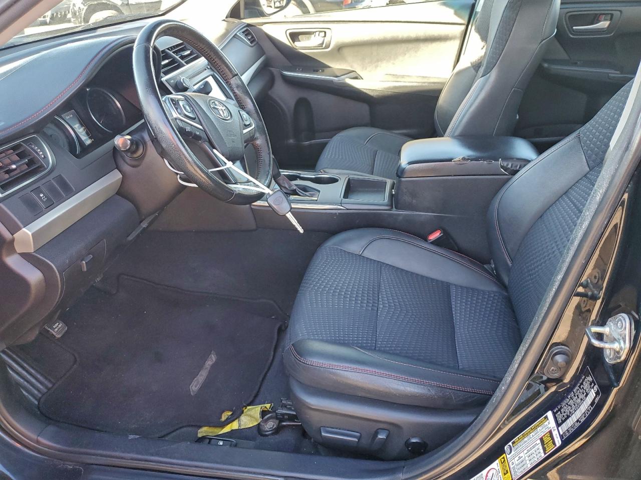 2015 Toyota Camry Le VIN: 4T1BF1FK4FU046126 Lot: 94690025