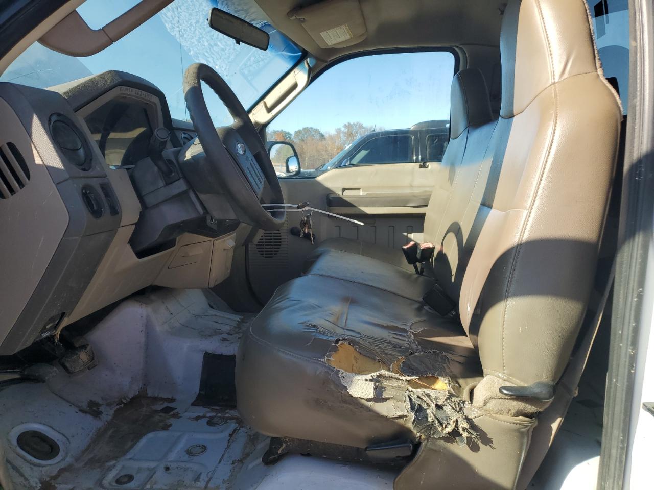 2008 Ford F250 Super Duty VIN: 1FTNF20528EC76402 Lot: 93305145