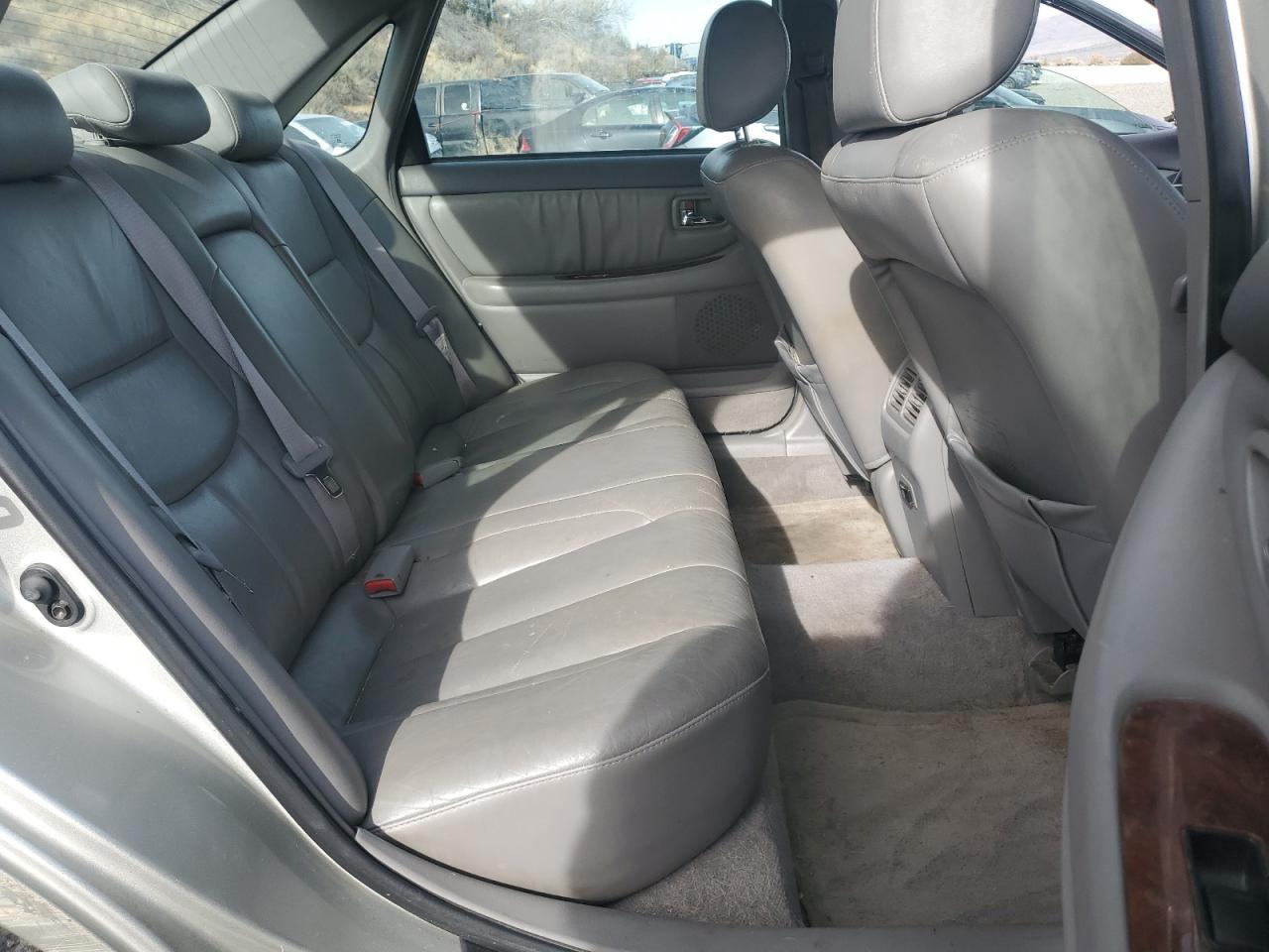 2000 Toyota Avalon Xl VIN: 4T1BF28B3YU093931 Lot: 90887565