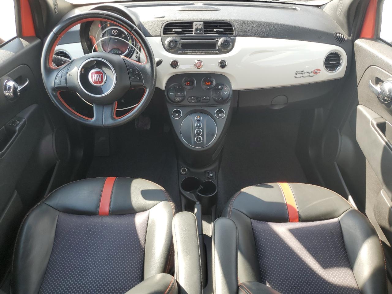 2015 Fiat 500 Electric VIN: 3C3CFFGE4FT585715 Lot: 91322935