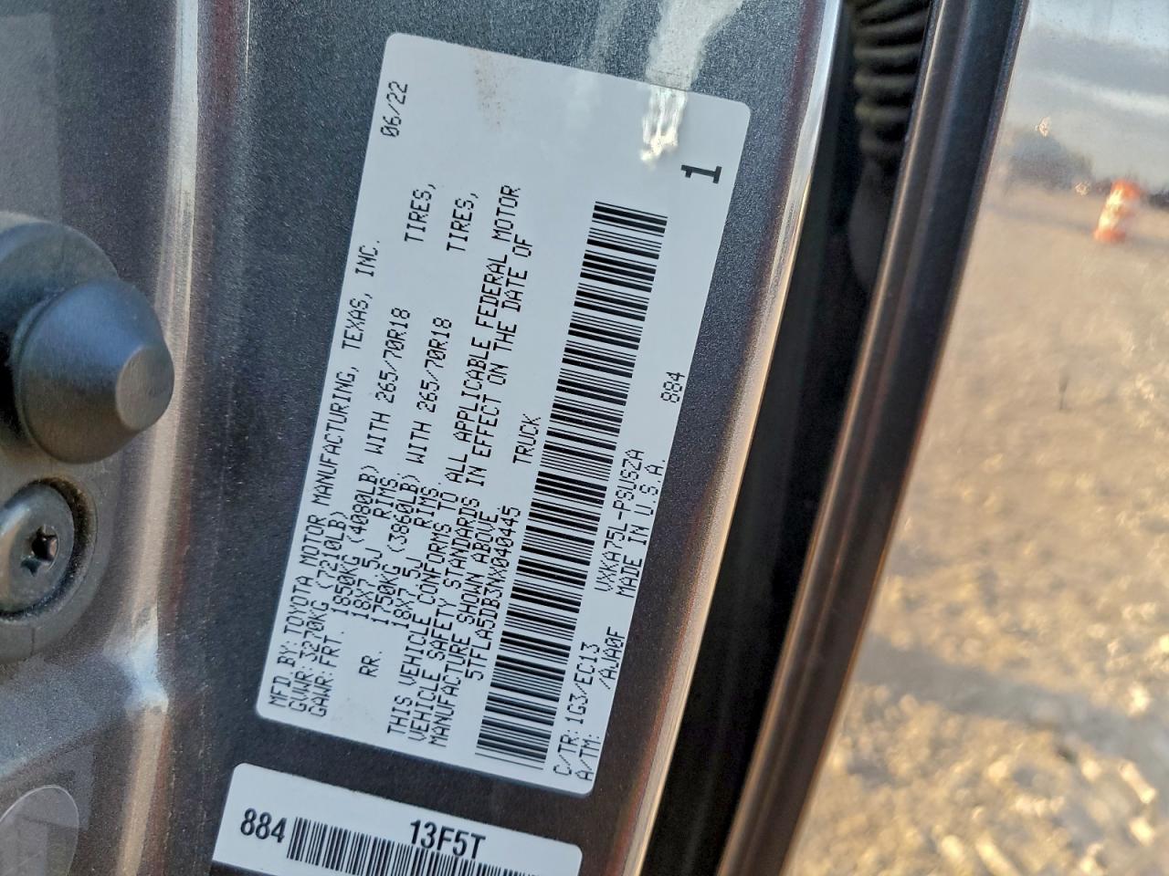 2022 Toyota Tundra Crewmax Sr VIN: 5TFLA5DB3NX040445 Lot: 93483365