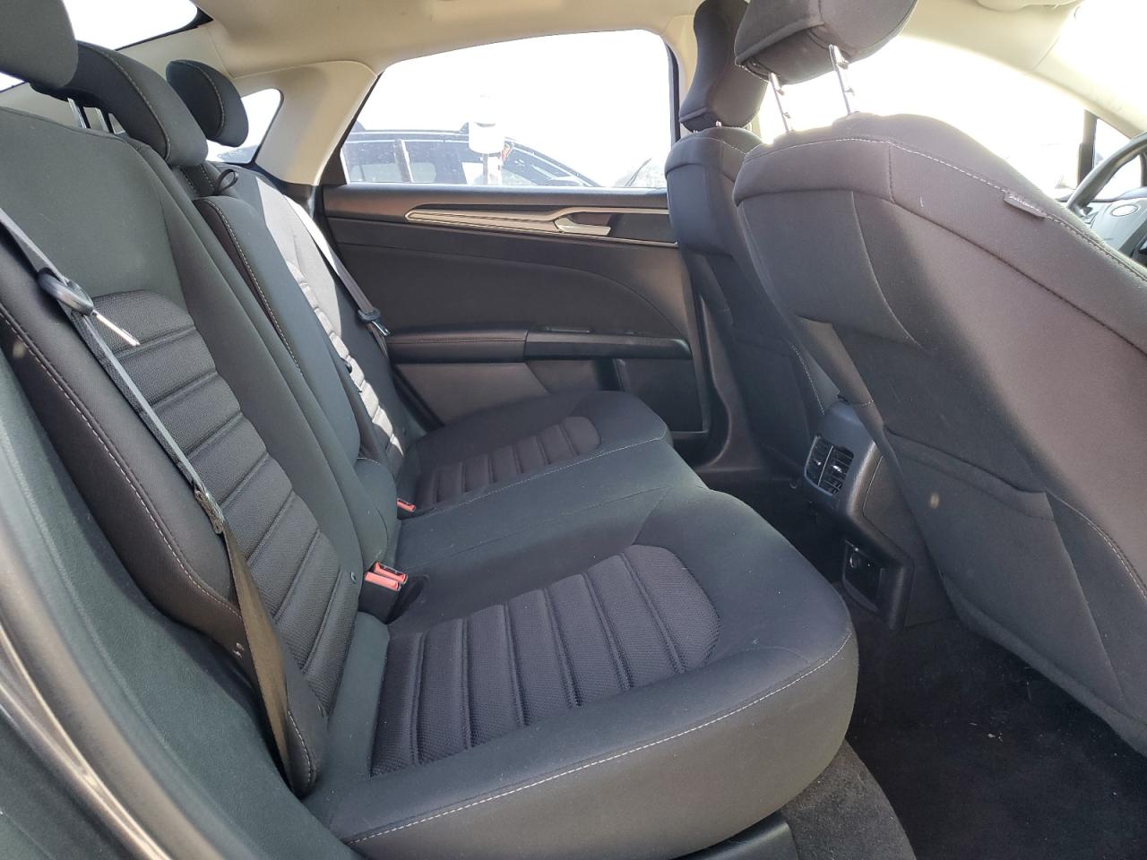 2018 Ford Fusion Se Hybrid VIN: 3FA6P0LUXJR273121 Lot: 90753475