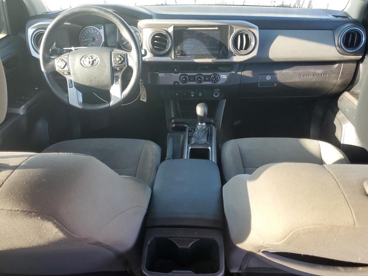 2018 Toyota Tacoma Double Cab VIN: 5TFAZ5CN6JX067676 Lot: 91860595