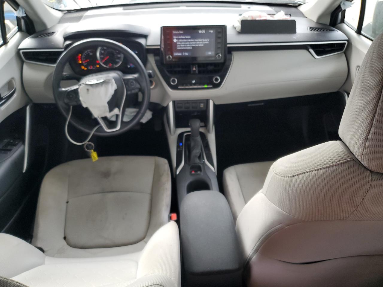 2022 Toyota Corolla Cross Le VIN: 7MUCAAAG7NV036483 Lot: 92058475