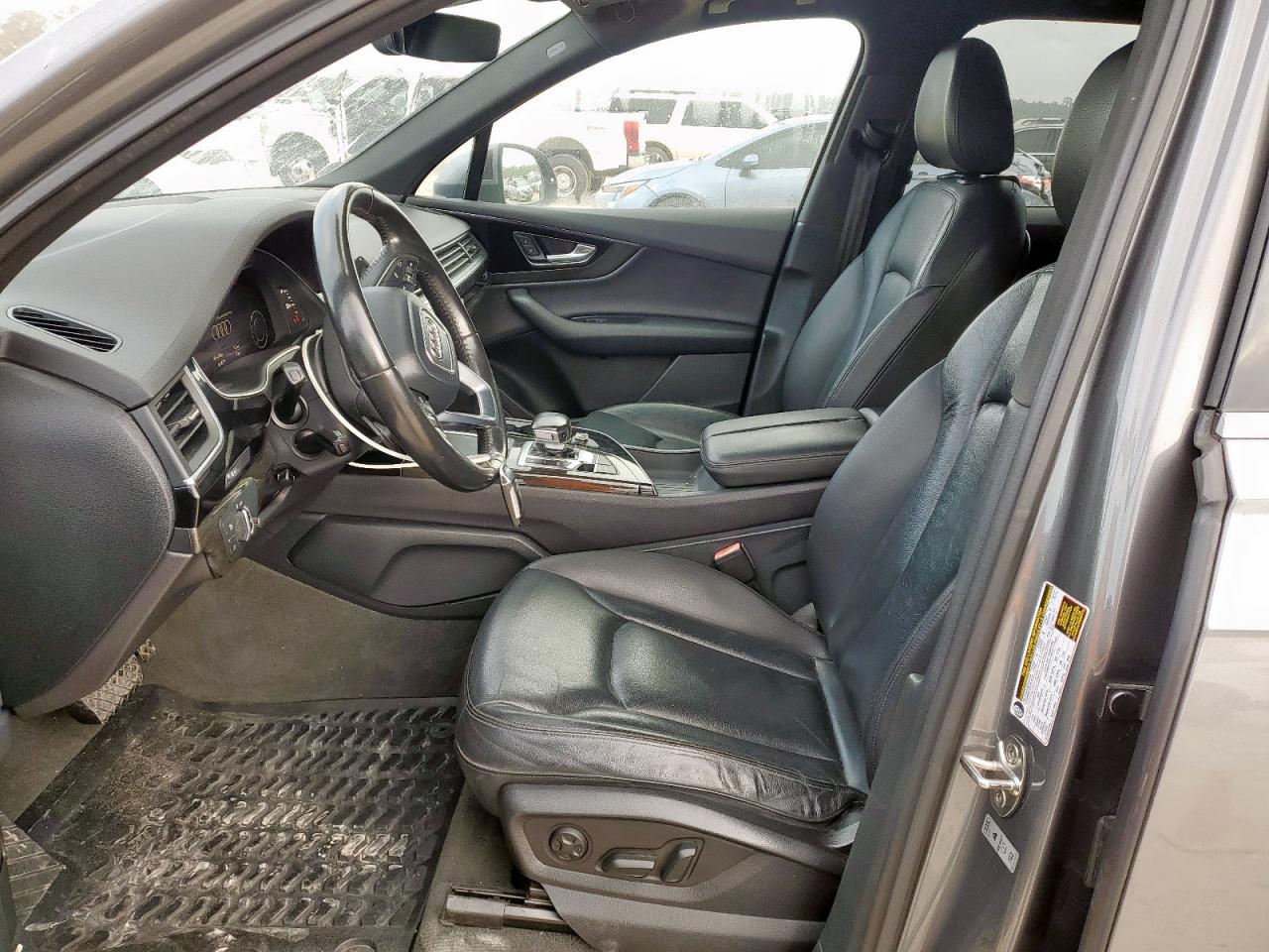 2017 Audi Q7 Premium Plus VIN: WA1LAAF75HD048323 Lot: 93521575