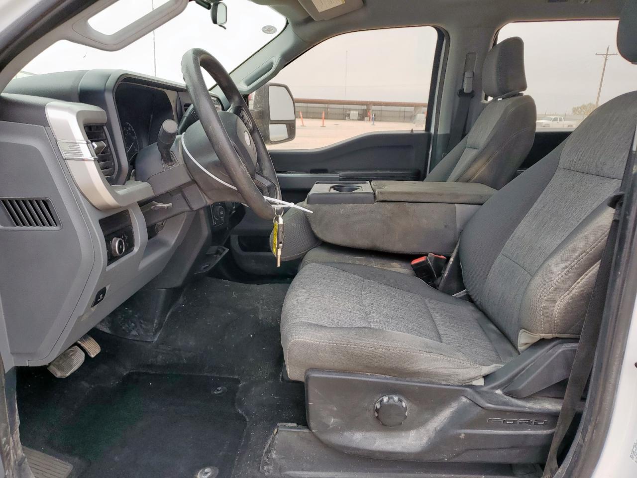 2024 Ford F250 Super Duty VIN: 1FT8W2BTXREC93555 Lot: 93922975