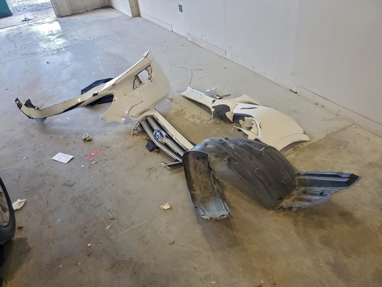 2015 Subaru Legacy 2.5I Premium VIN: 4S3BNAC62F3060207 Lot: 94470735