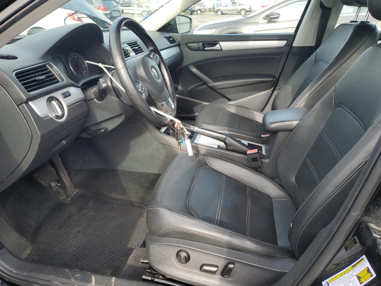 2012 Volkswagen Passat Se VIN: 1VWBP7A34CC077184 Lot: 93979595