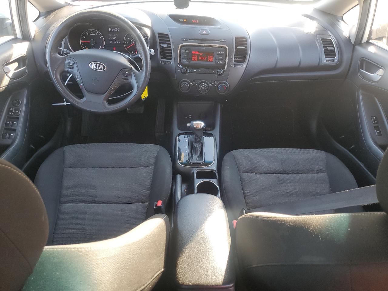 2017 Kia Forte Lx VIN: 3KPFK4A77HE096252 Lot: 90281355